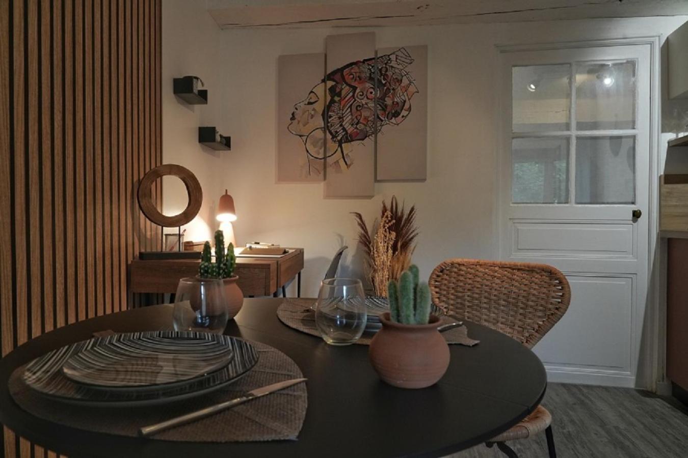 Le Joli'Mans, Appartement Refait A Neuf, Entierement Equipe, Pour 2 Personnes, Proche Quartier Historique Et Centre Le Mans Bagian luar foto